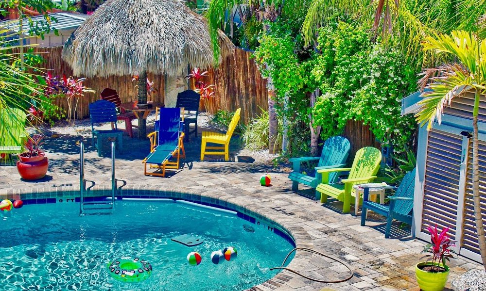 Coconut Grove Resort