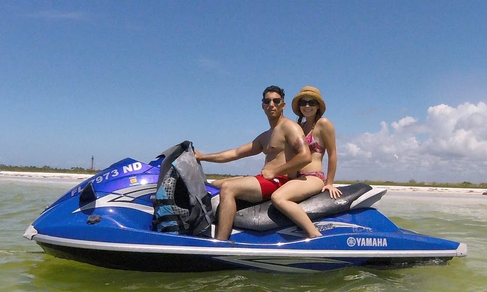 Fin’s Jet Ski Tours and Pontoon Boat Cruises