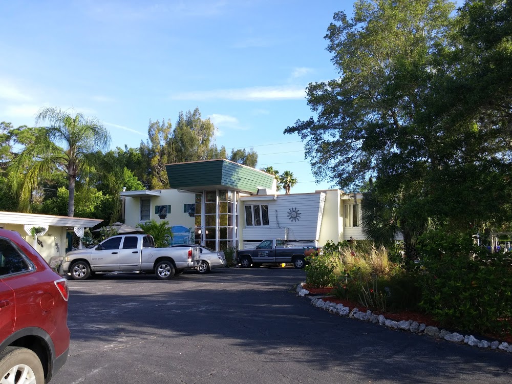 Seaside Artisan Motel